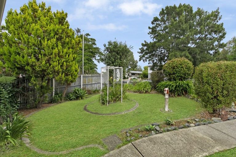 Photo of property in 23 Shadon Place, Stanmore Bay, Whangaparaoa, 0932