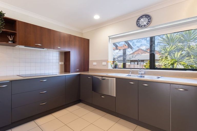 Photo of property in 7 Central Park, Paraparaumu Beach, Paraparaumu, 5032