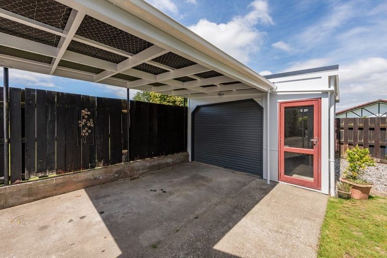 Photo of property in 39b Tacoma Drive, Totara Park, Upper Hutt, 5018