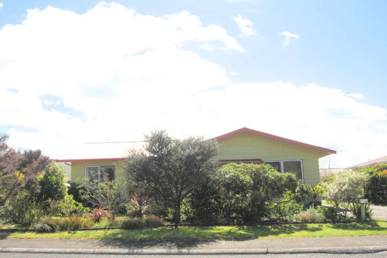 Photo of property in 67 Catherine Crescent, Whitianga, 3510