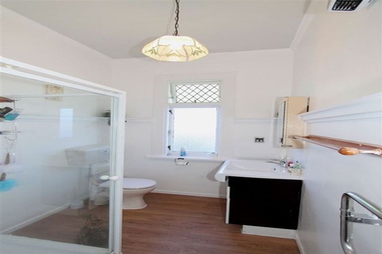 Photo of property in 176 Seaview Road, New Brighton, Christchurch, 8061