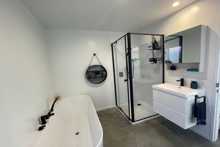 Photo of property in 2/2a Rhodes Street, Parkside, 7910