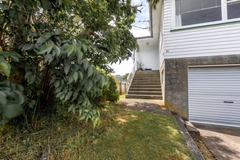 Photo of property in 56 Saint Johns Terrace, Tawa, Wellington, 5028