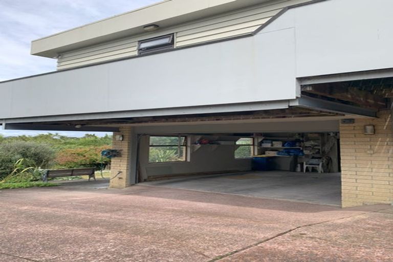 Photo of property in 23 Auld Street, Torbay, Auckland, 0630