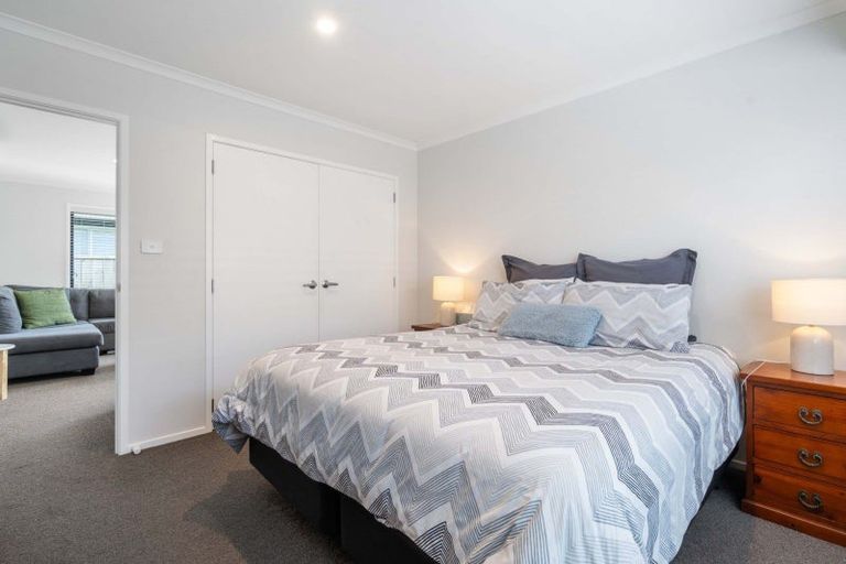 Photo of property in 40 Hills View Drive, Papamoa, 3118