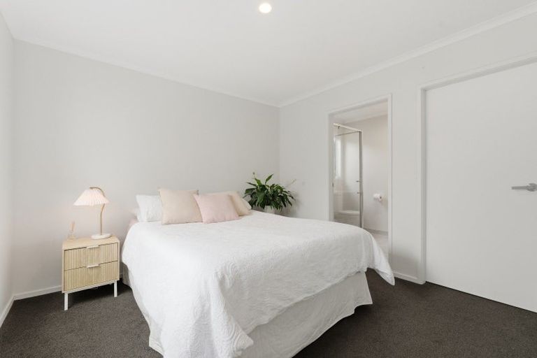 Photo of property in 4 Pense Place, Papamoa, 3118