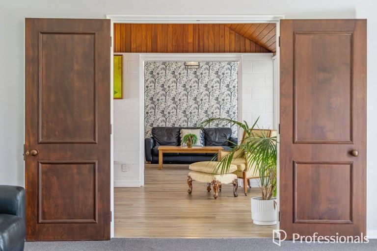 Photo of property in 20 Barton Road, Heretaunga, Upper Hutt, 5018