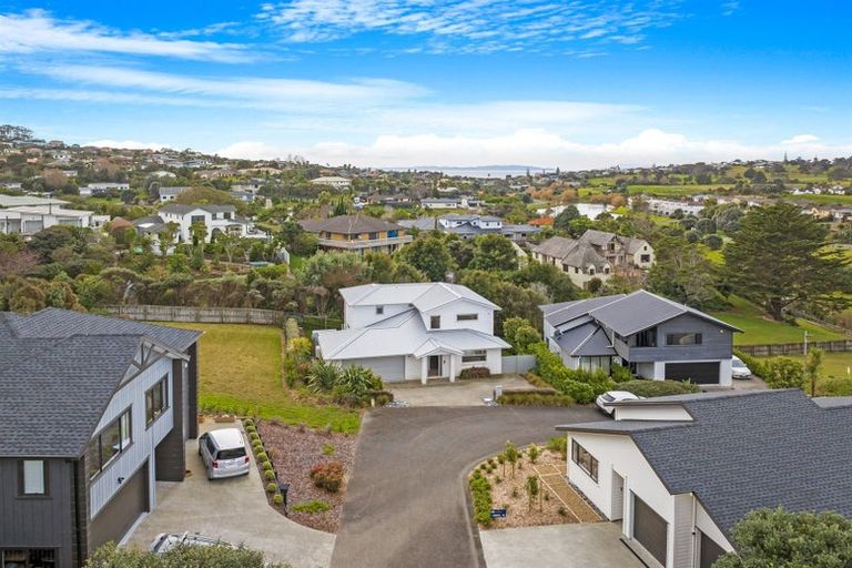 Photo of property in 18 Bella Vista Drive, Gulf Harbour, Whangaparaoa, 0930