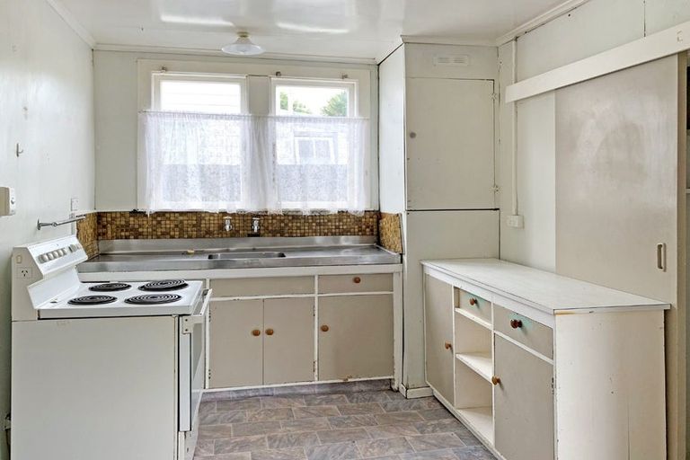 Photo of property in 9 Oman Street, Kaiti, Gisborne, 4010