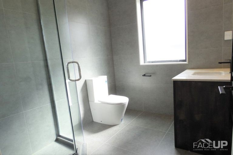 Photo of property in 14 Habitat Place, Hobsonville, Auckland, 0616