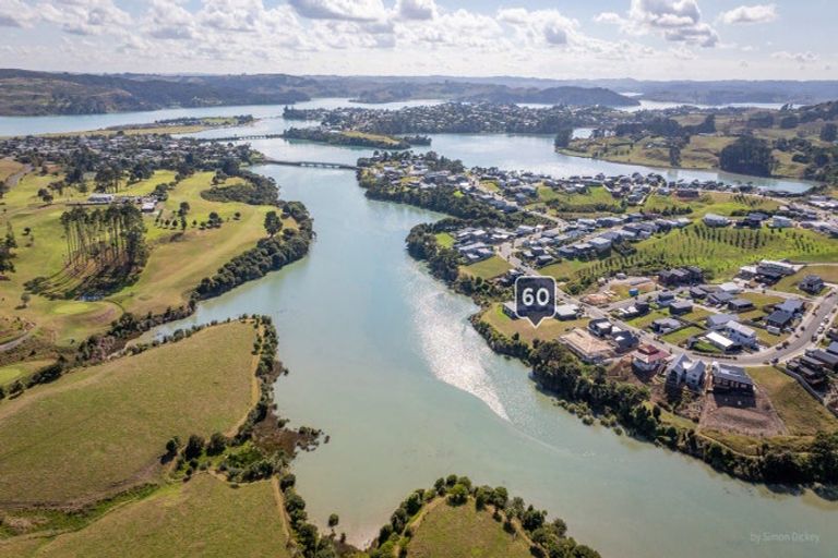 Photo of property in 60 Omahina Street, Raglan, 3225