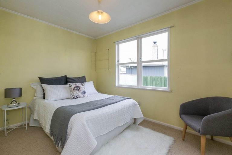 Photo of property in 32 Plunket Street, Tamatea, Napier, 4112