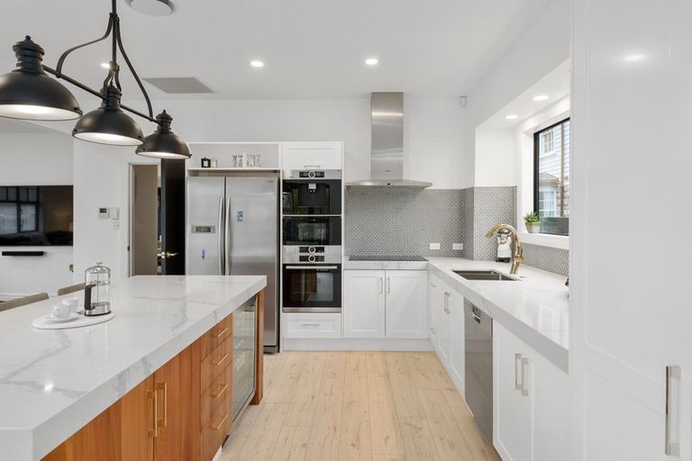 Photo of property in 36 Kahu Road, Fendalton, Christchurch, 8041