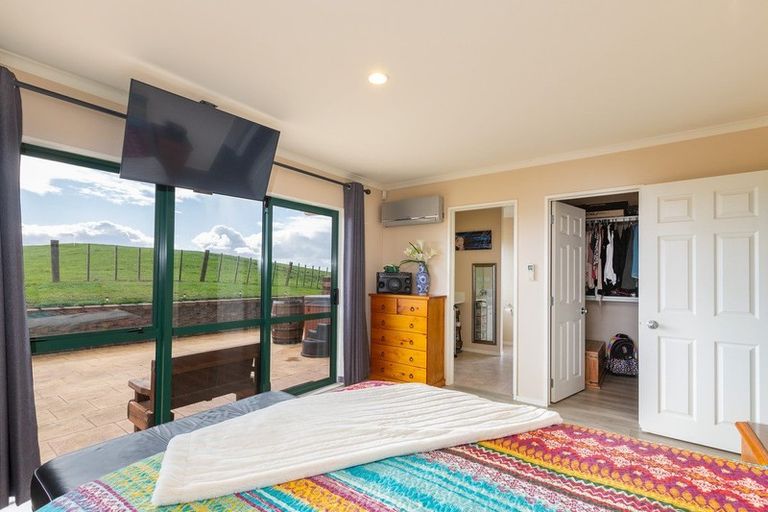 Photo of property in 932 Wharehine Road, Wharehine, Wellsford, 0973