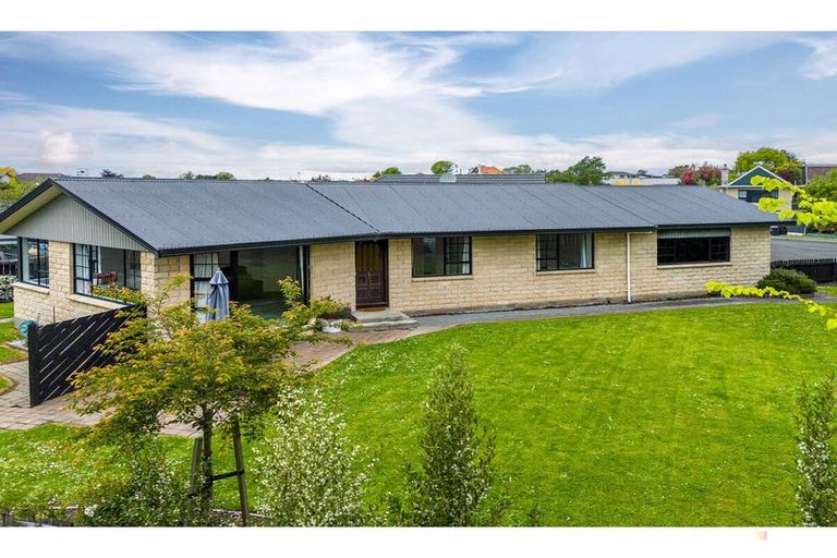 Photo of property in 15 Sawdon Place, Gleniti, Timaru, 7910