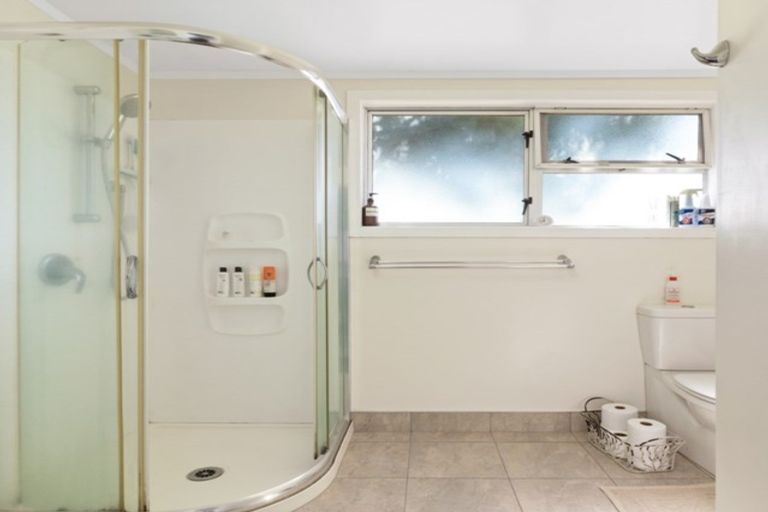 Photo of property in 6 Glen Isla Place, Waihi Beach, 3611