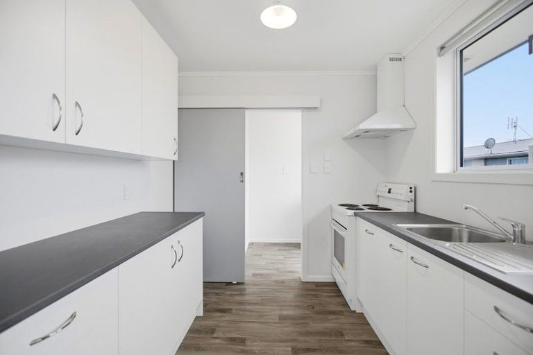 Photo of property in 5a-c Pohutukawa Drive, Tokoroa, 3420