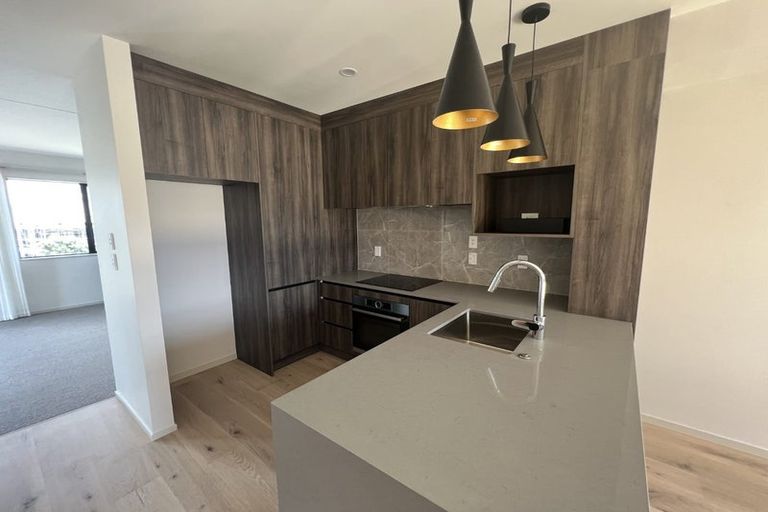 Photo of property in 13 Longshore Drive, Long Bay, Auckland, 0630