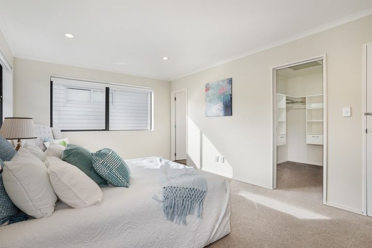 Photo of property in 11 Evelina Lane, Flat Bush, Auckland, 2019