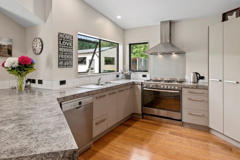 Photo of property in 34 Denton Road, Levin, 5571