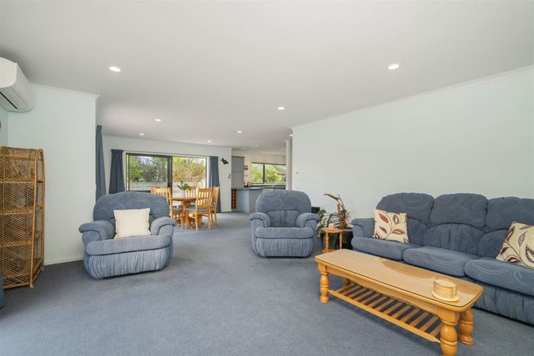 Photo of property in 12 Cobham Lane, Whitianga, 3510