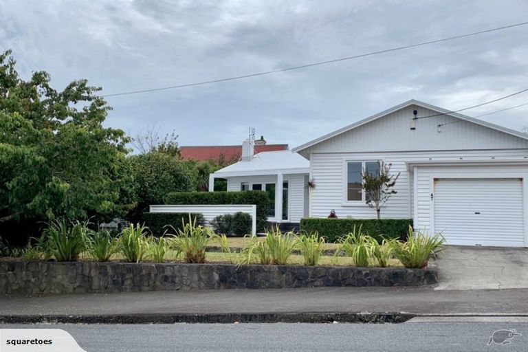 Photo of property in 47 Cutfield Road, New Plymouth, 4310