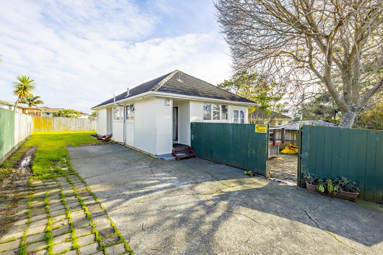Photo of property in 1/147 Boundary Road, Clover Park, Auckland, 2019