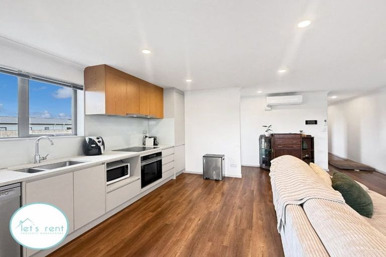 Photo of property in 33b Tributary Parade, Karaka, Papakura, 2113