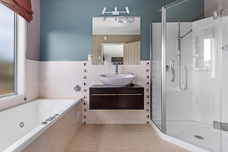 Photo of property in 28 Waterways Drive, Ohope, 3121