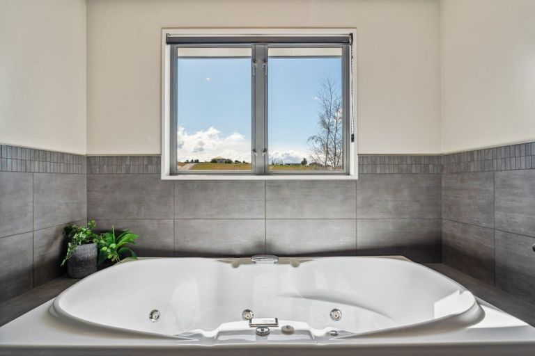 Photo of property in 42 Lichen Lane, Lake Hawea, Wanaka, 9382