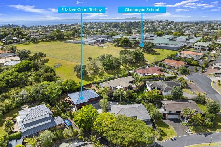Photo of property in 5 Mizen Court, Torbay, Auckland, 0630