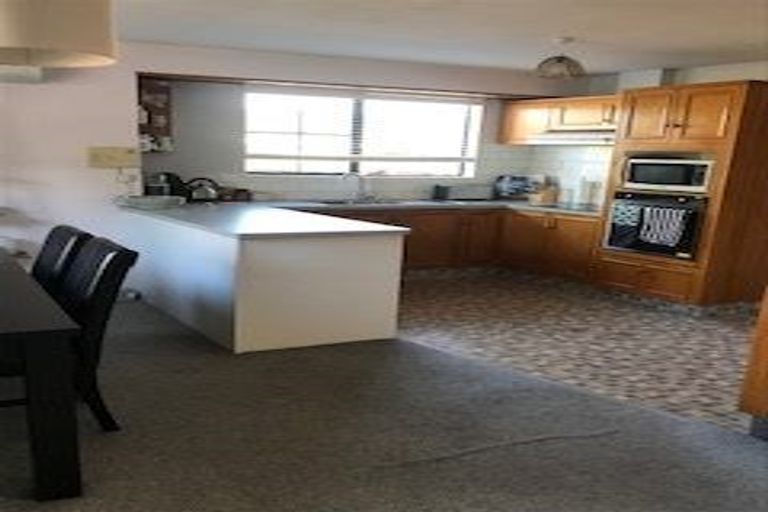 Photo of property in 93 Royal Park Drive, Parklands, Christchurch, 8083