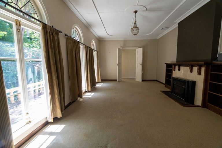 Photo of property in 65 Havelock Road, Havelock North, 4130