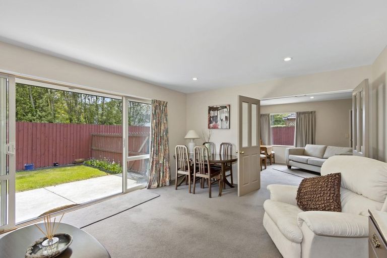 Photo of property in 97a Vagues Road, Northcote, Christchurch, 8052