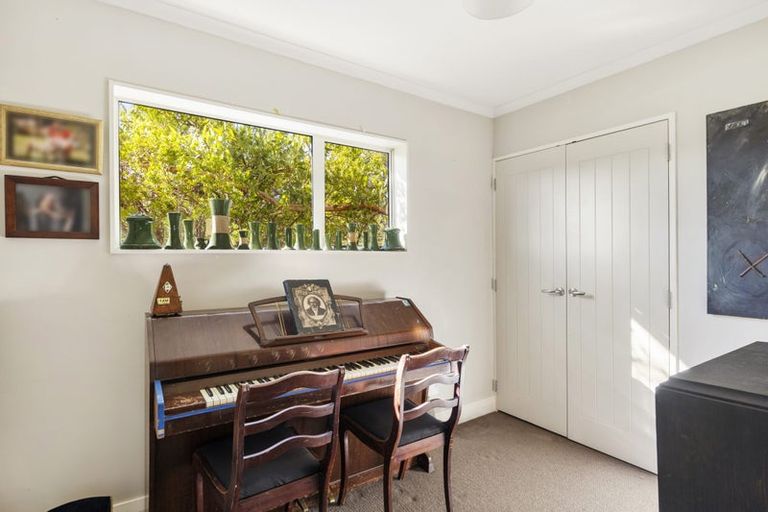 Photo of property in 86 Totara Road, Miramar, Wellington, 6022