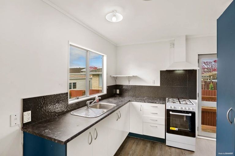 Photo of property in 96 Puhinui Road, Papatoetoe, Auckland, 2104