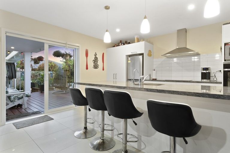 Photo of property in 142 Rowesdale Drive, Ohauiti, Tauranga, 3112