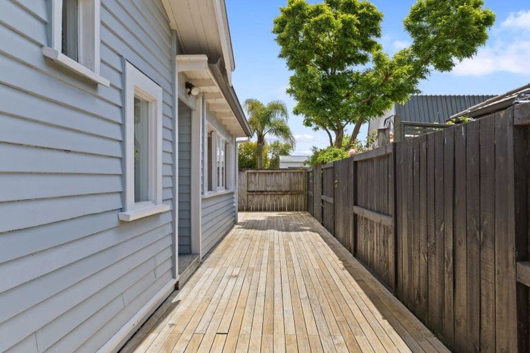 Photo of property in 932 Heaphy Terrace, Fairfield, Hamilton, 3214