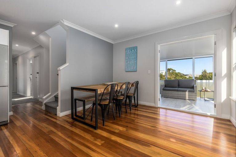 Photo of property in 8 Hughes Street, Waikanae Beach, Waikanae, 5036