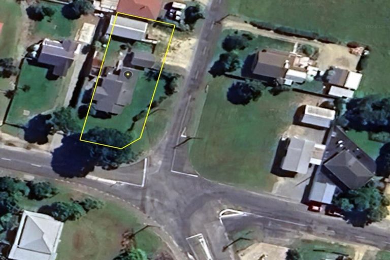 Photo of property in 129 Waverley Street, Karamea, 7893