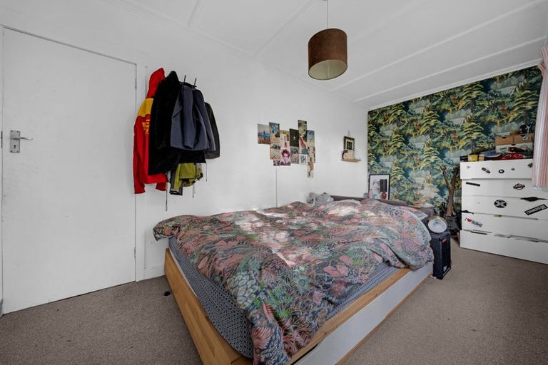 Photo of property in 117 Hutchinson Avenue, New Lynn, Auckland, 0600