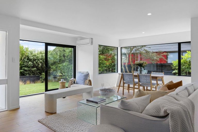 Photo of property in 1/9 Glenstrae Road, Redcliffs, Christchurch, 8081