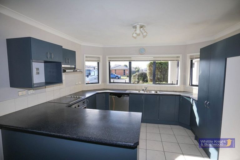Photo of property in 79 Coolspring Way, Redwood, Christchurch, 8051