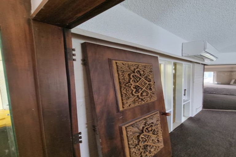 Photo of property in 9 Rangitane Street, Maupuia, Wellington, 6022