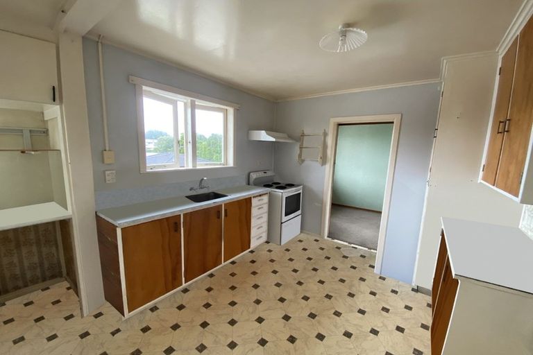 Photo of property in 17 Alamein Avenue, Belmont, Auckland, 0622