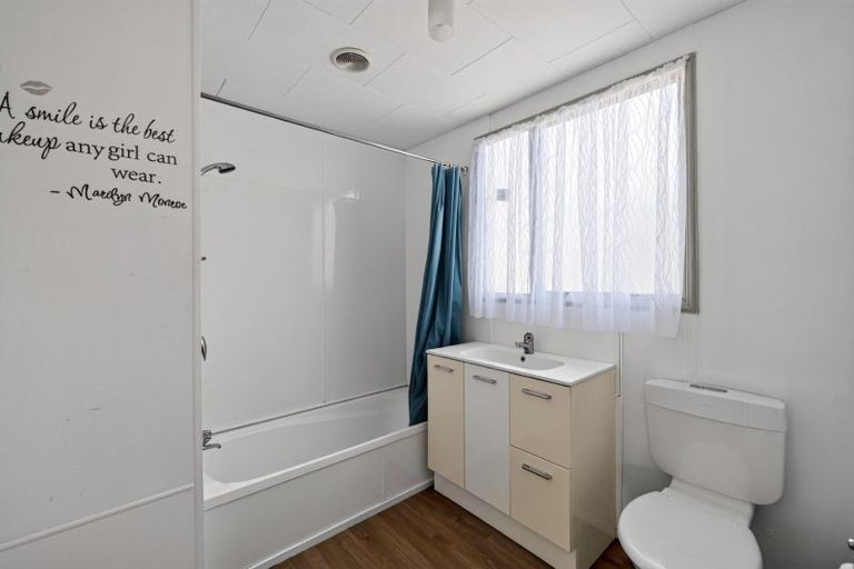 Photo of property in 573 Maunganui Road, Mount Maunganui, 3116