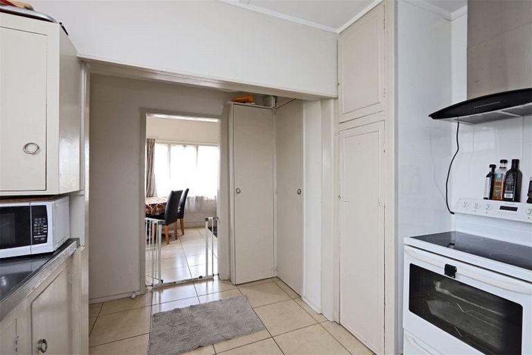 Photo of property in 606 Miller Street, Hastings, 4122