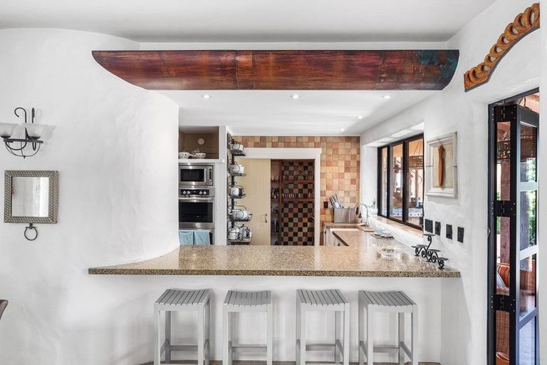 Photo of property in 214 Oceanbeach Road, Mount Maunganui, 3116