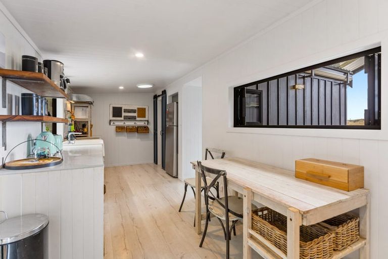 Photo of property in 5 Te Ngahere Lane, Kaiwaka, 0573