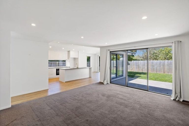 Photo of property in 33 Lowes Road, Rolleston, 7614